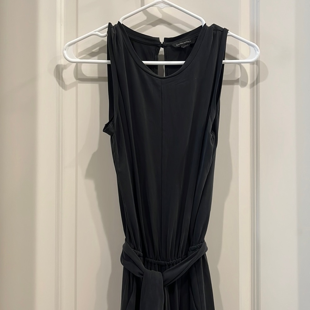 Banana Republic women’s size 4 modal belted romper